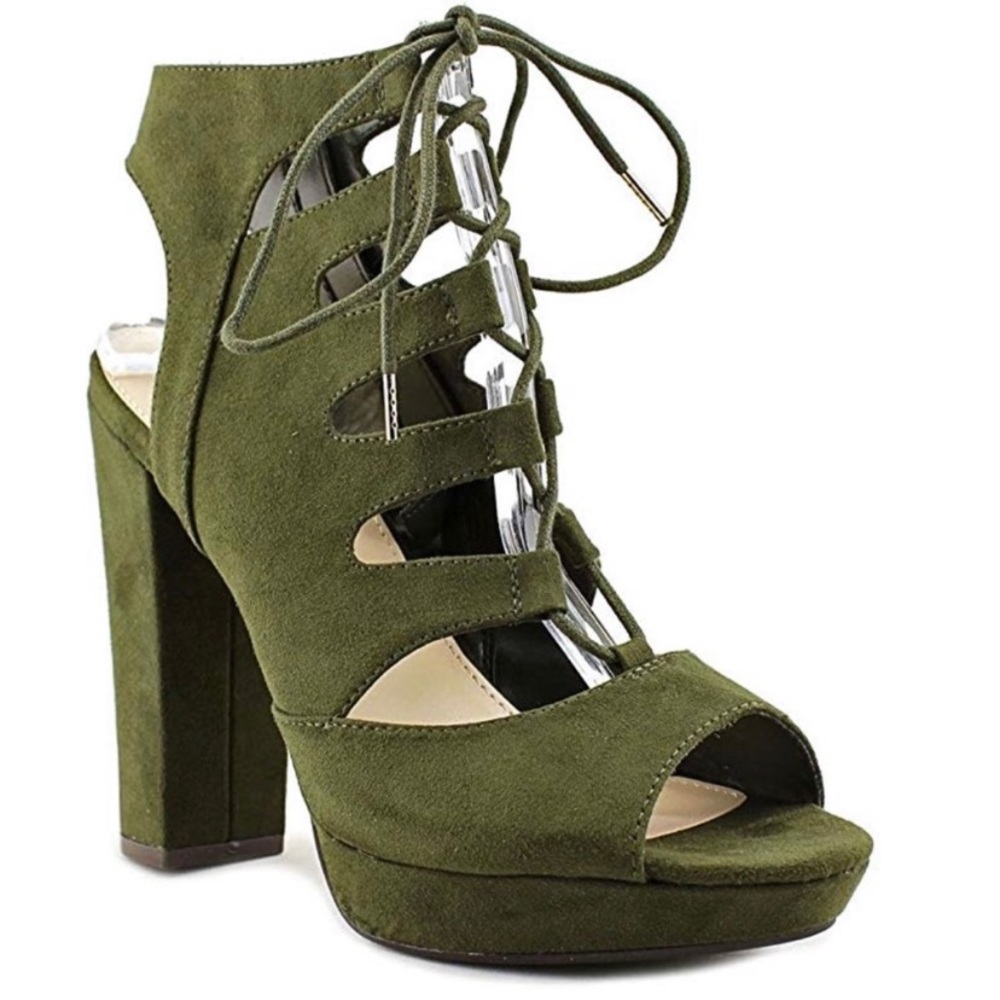 Bar III Heels